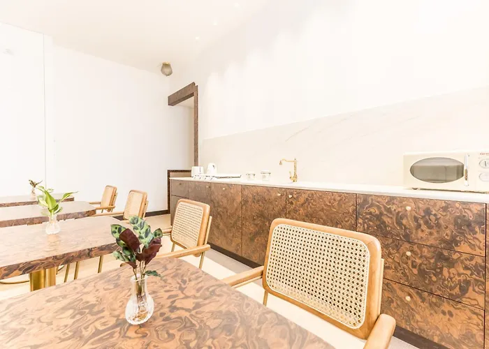 Sophia 94 Trastevere