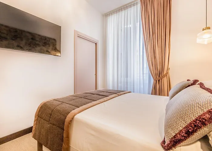 Sophia 94 Trastevere