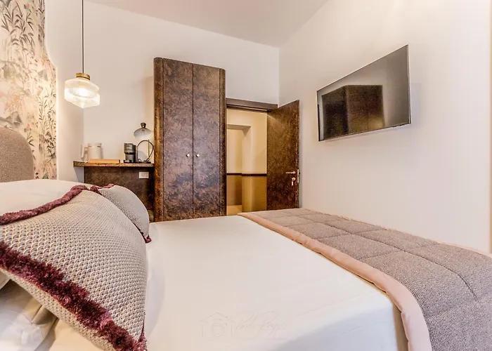 Sophia 94 Trastevere Rzym